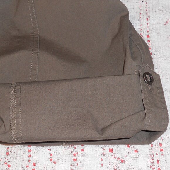 Chico's 2.5 Brown Taupe Convertible Pants Cargo Pocket Fits Size 14 - Picture 7 of 10